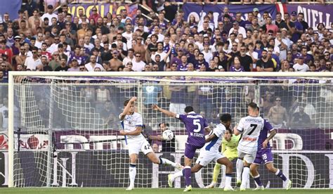 Bonaventura stunner against hometown club helps Fiorentina beat Atalanta 3-2 in Serie A